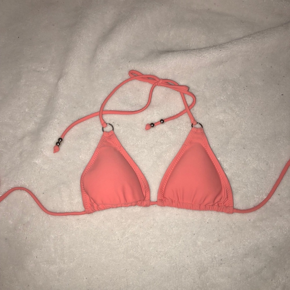 Peach triangle top!